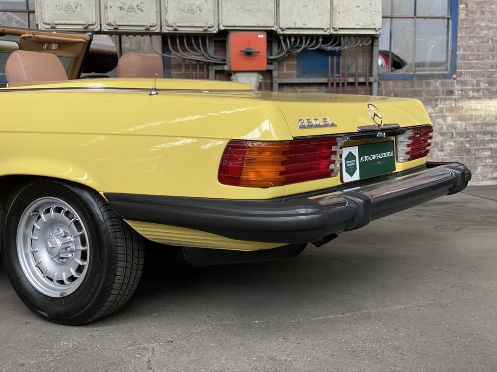Mercedes-Benz SL380 V8 Convertible 204 HP 1982.