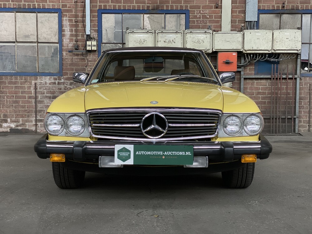 Mercedes-Benz SL380 V8 Convertible 204 HP 1982.