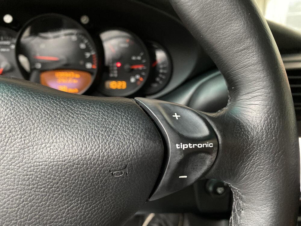 Porsche 911 Carrera 3.6 Coupe 320hp 996 MKII 2002, P-712-SG.