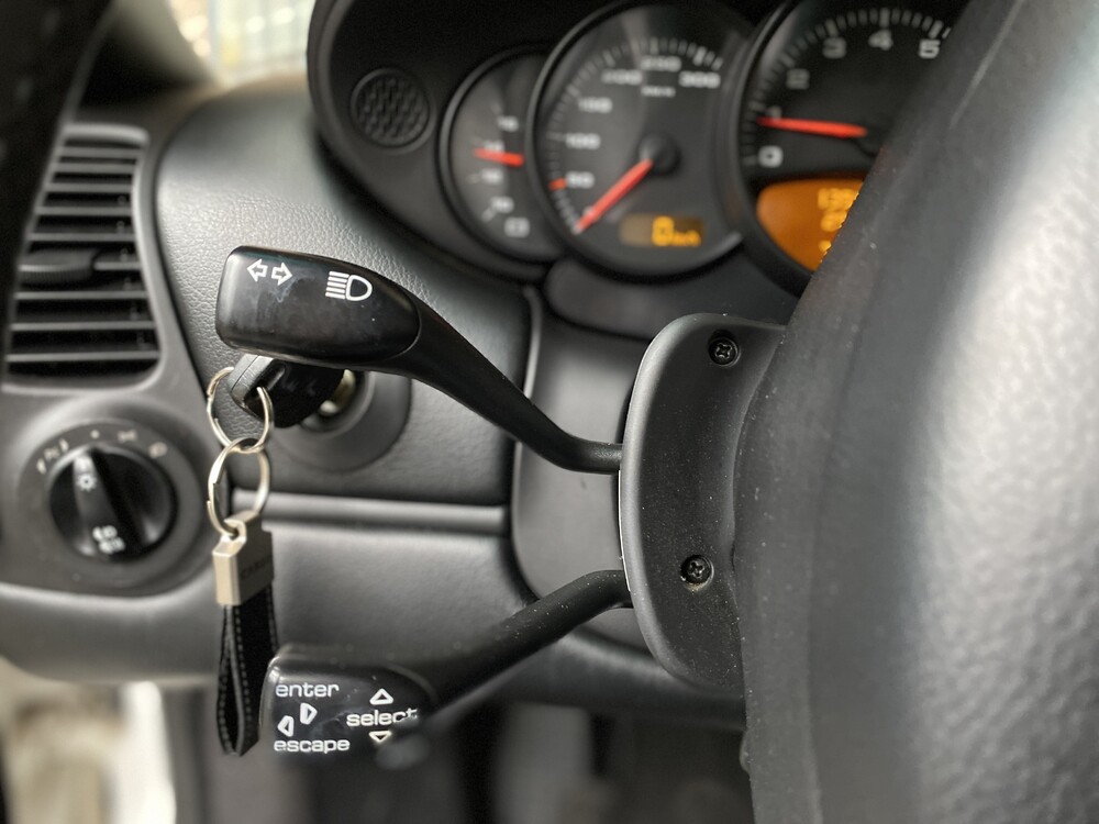 Porsche 911 Carrera 3.6 Coupe 320hp 996 MKII 2002, P-712-SG.