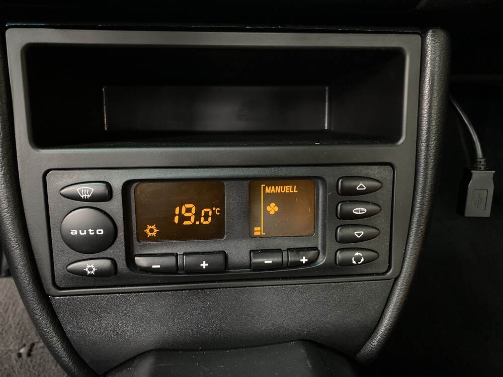 Porsche 911 Carrera 3.6 Coupe 320hp 996 MKII 2002, P-712-SG.