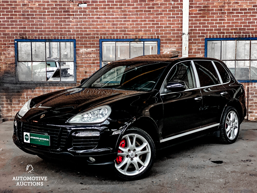 Porsche Cayenne Turbo 4.8 V8 500hp 2009 -Youngtimer-.
