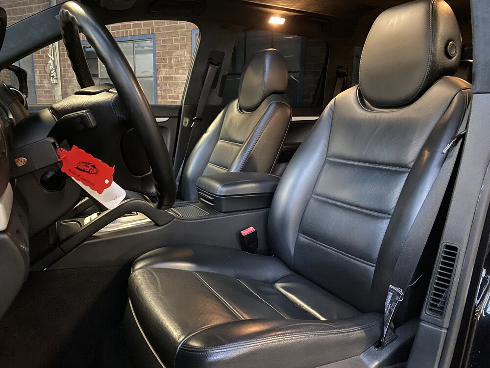 Porsche Cayenne Turbo 4.8 V8 500hp 2009 -Youngtimer-.