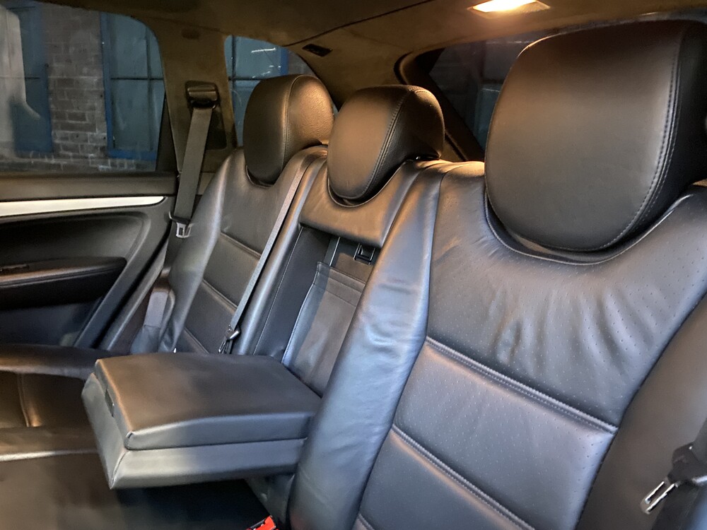 Porsche Cayenne Turbo 4.8 V8 500hp 2009 -Youngtimer-.