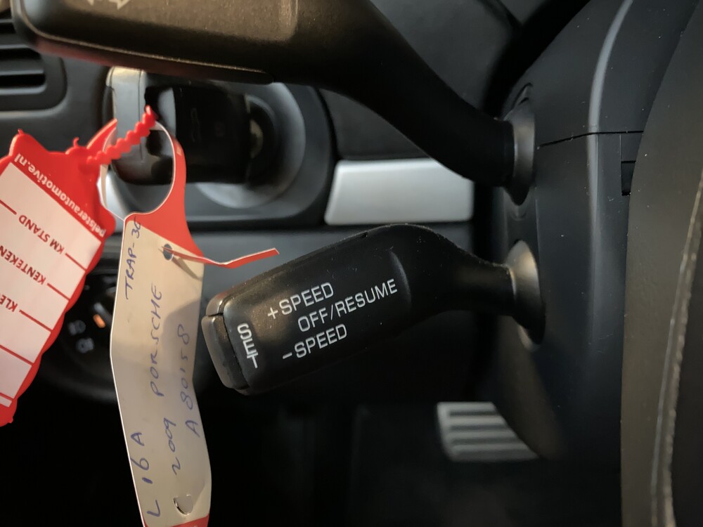 Porsche Cayenne Turbo 4.8 V8 500hp 2009 -Youngtimer-.