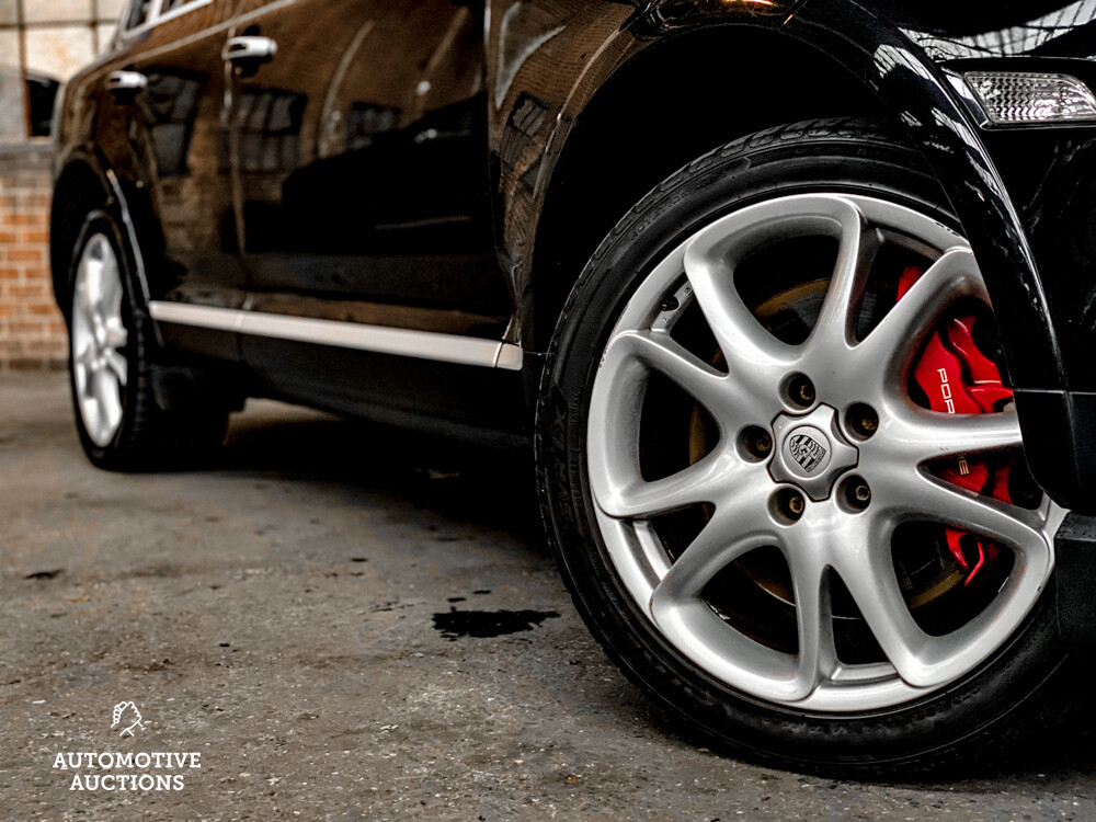 Porsche Cayenne Turbo 4.8 V8 500hp 2009 -Youngtimer-.