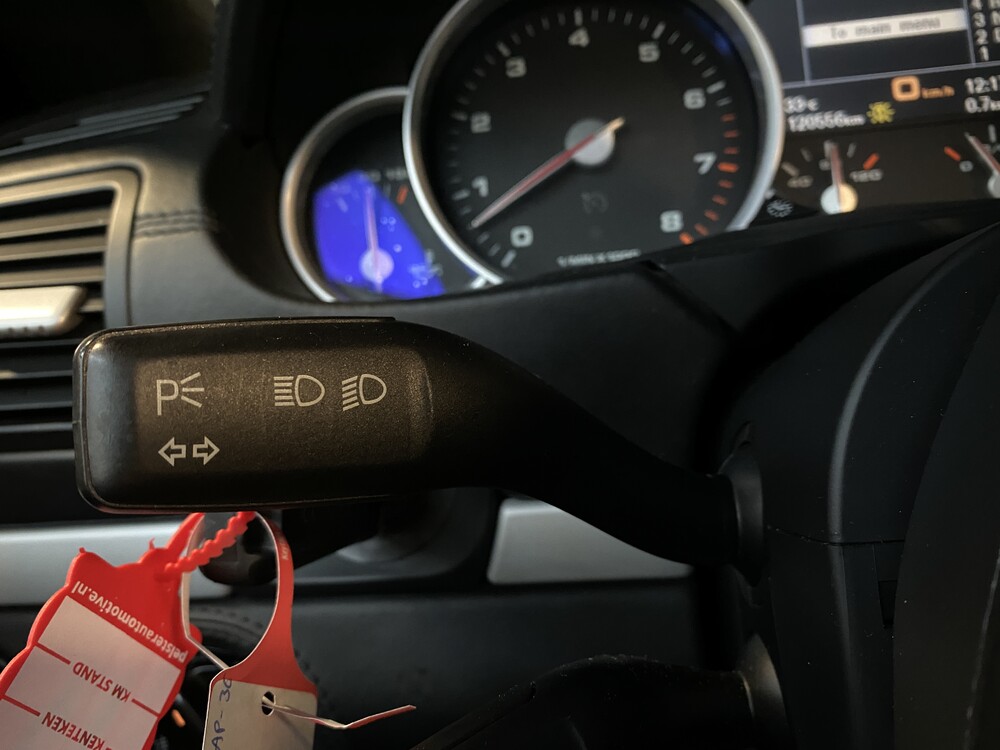 Porsche Cayenne Turbo 4.8 V8 500hp 2009 -Youngtimer-.