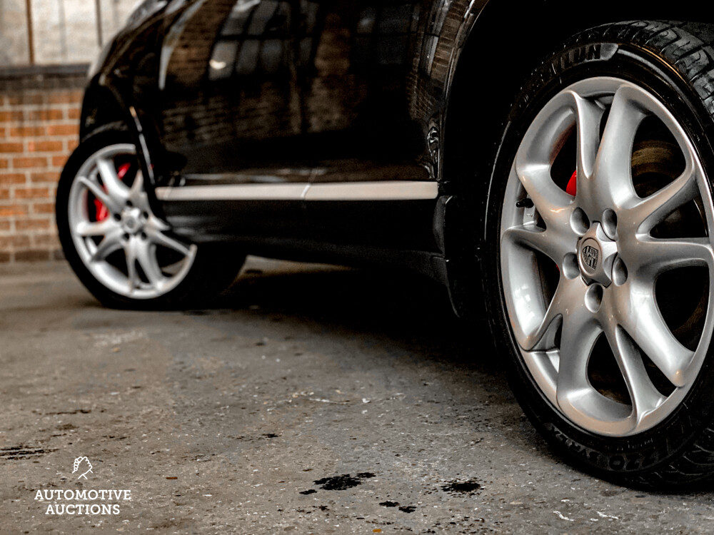 Porsche Cayenne Turbo 4.8 V8 500hp 2009 -Youngtimer-.