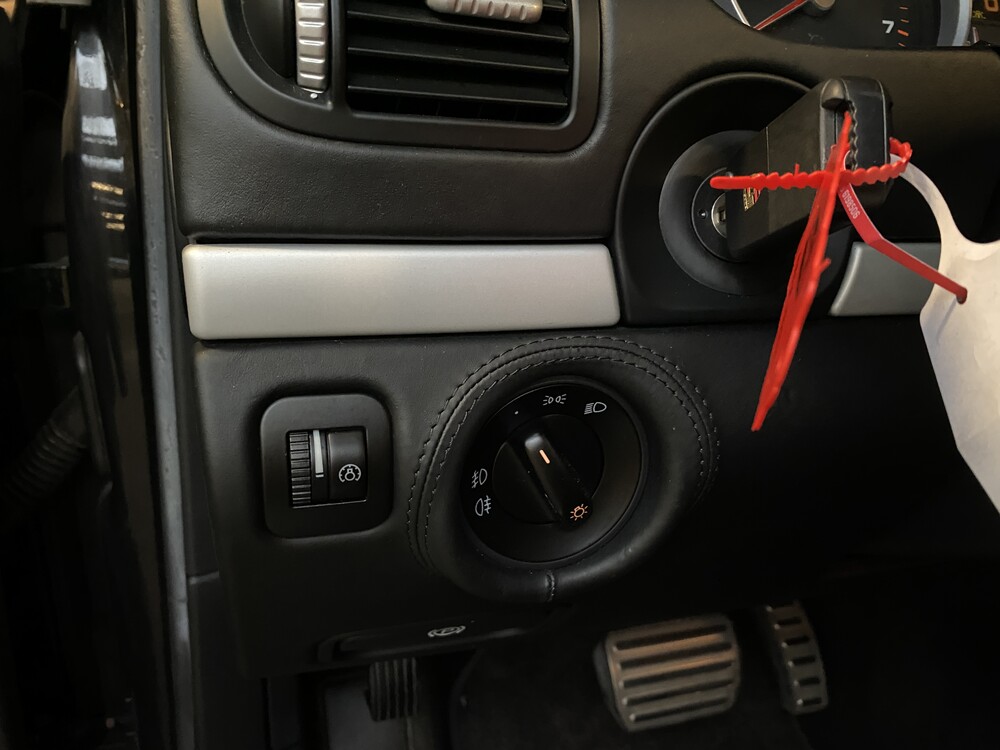 Porsche Cayenne Turbo 4.8 V8 500hp 2009 -Youngtimer-.