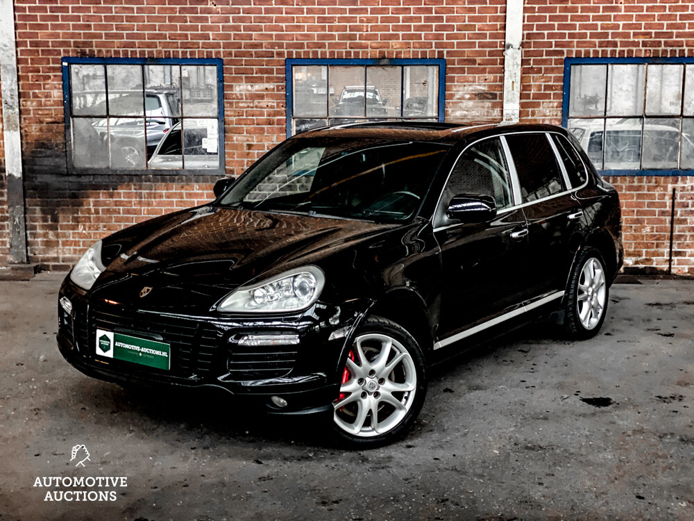 Porsche Cayenne Turbo 4.8 V8 500hp 2009 -Youngtimer-.