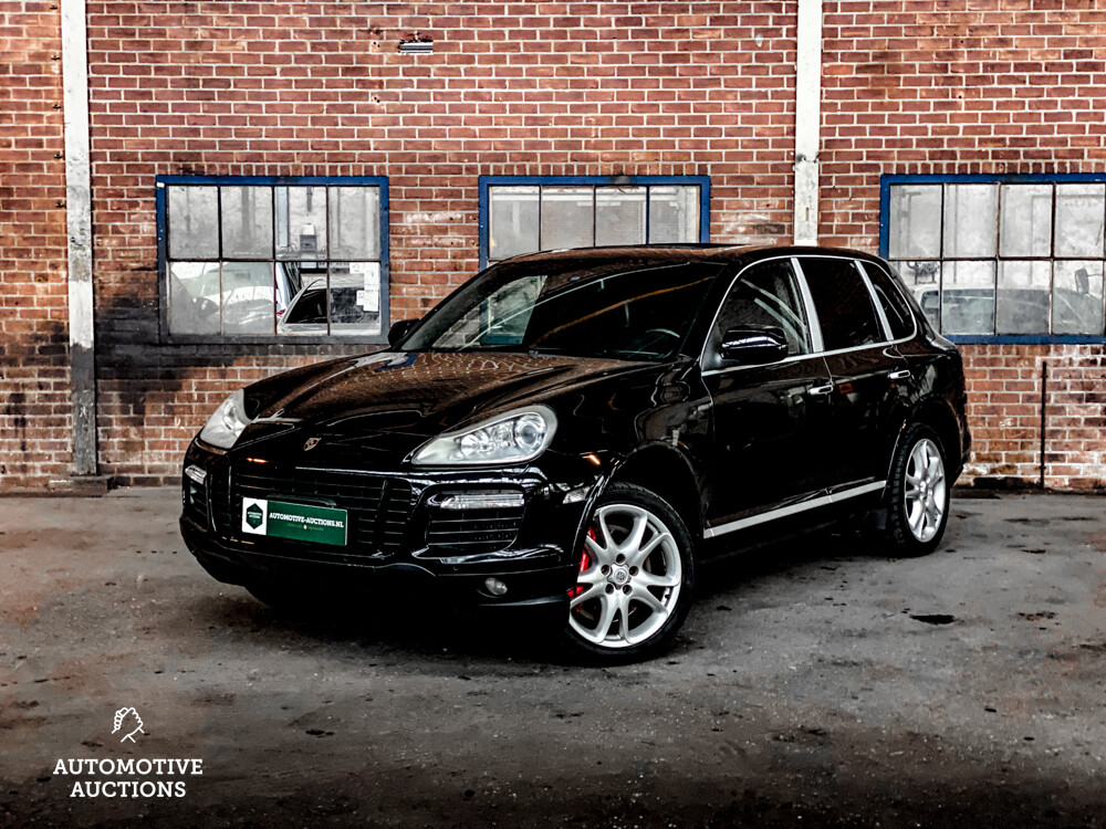 Porsche Cayenne Turbo 4.8 V8 500hp 2009 -Youngtimer-.
