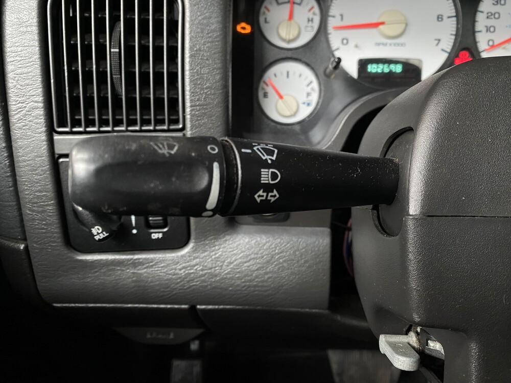 Dodge Ram 1500 349hp 2005, VHR-98-R.