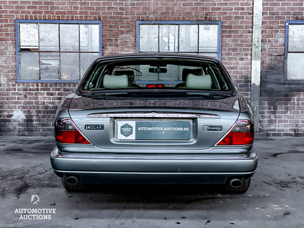Jaguar Sovereign 4.0 X300 XJ6 241hp 1995 -Orig. NL-, NG-TH-86.