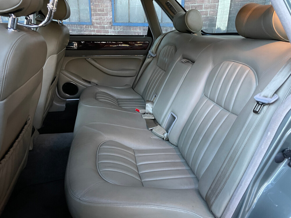 Jaguar Sovereign 4.0 X300 XJ6 241hp 1995 -Orig. NL-, NG-TH-86.