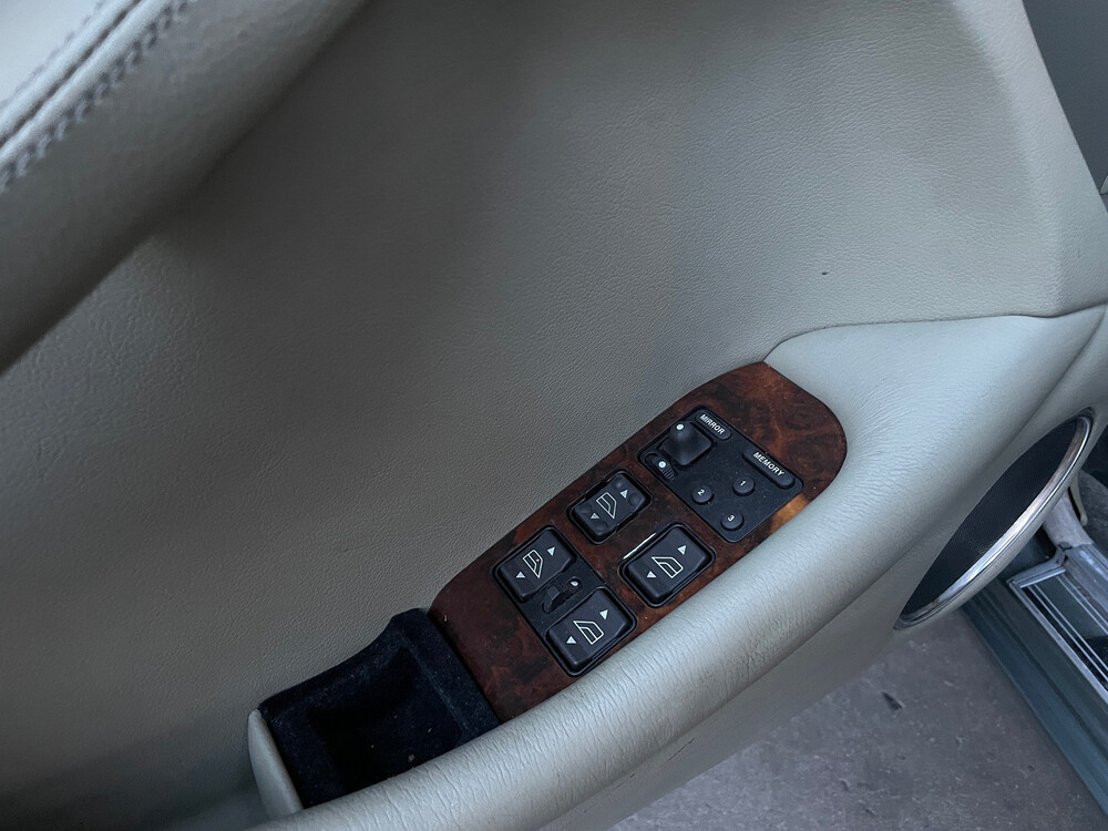 Jaguar Sovereign 4.0 X300 XJ6 241hp 1995 -Orig. NL-, NG-TH-86.