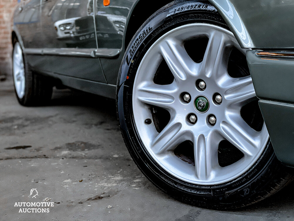 Jaguar Sovereign 4.0 X300 XJ6 241hp 1995 -Orig. NL-, NG-TH-86.