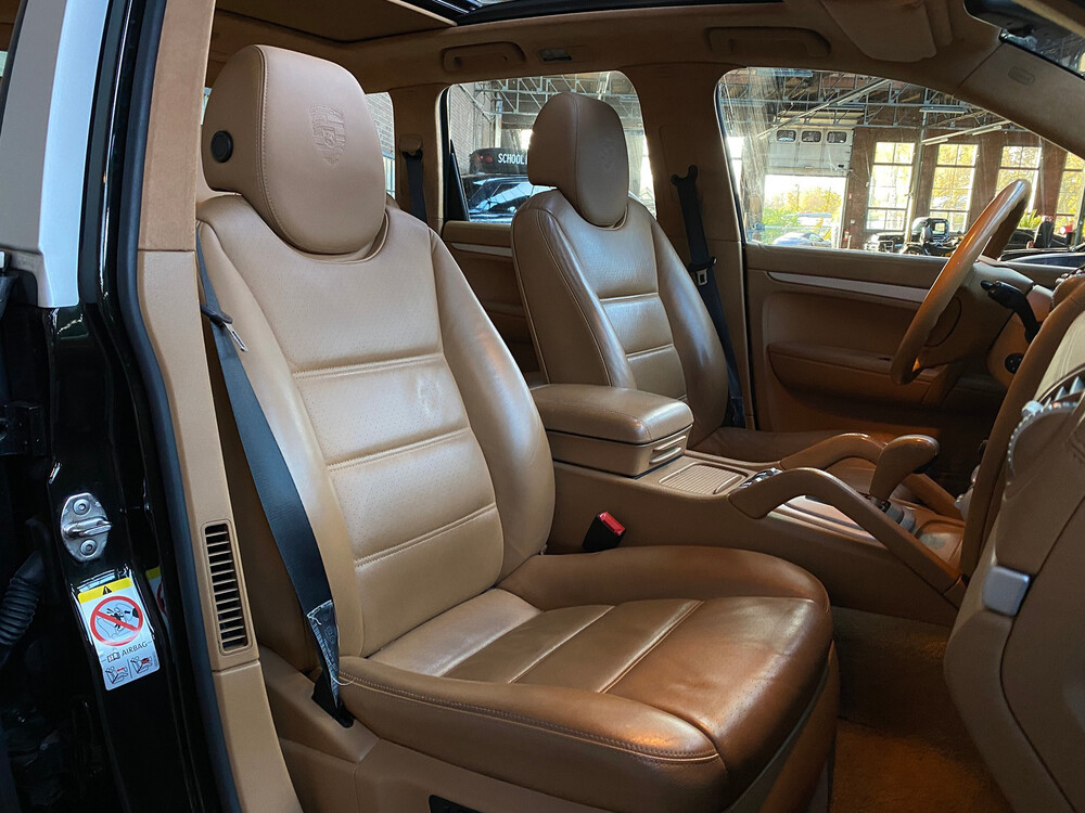 Porsche Cayenne Turbo 4.8 V8 500hp 2008, 64-XTV-9.