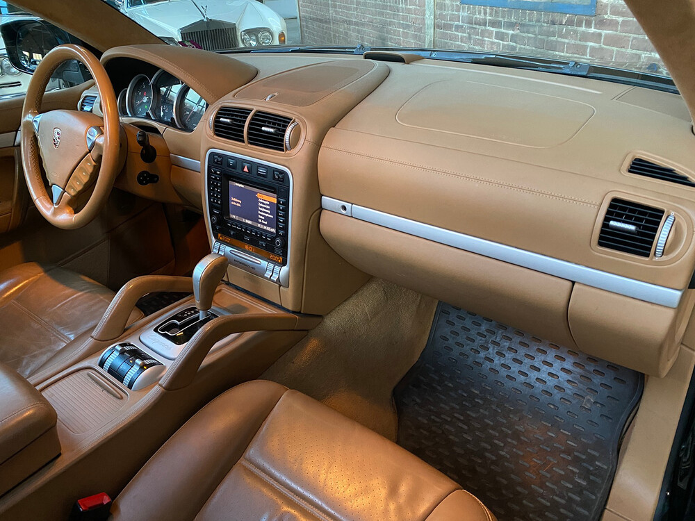 Porsche Cayenne Turbo 4.8 V8 500hp 2008, 64-XTV-9.