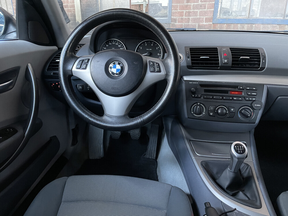 BMW 116i High Executive 116hp 2005 1-Series, 75-RK-JD.