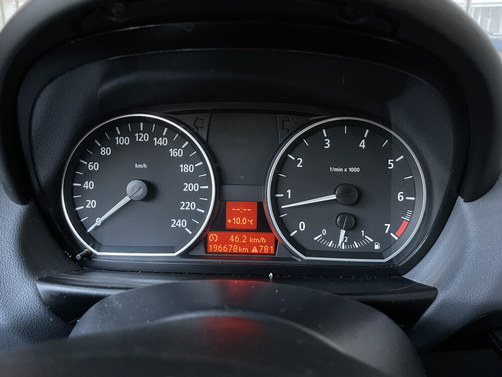 BMW 116i High Executive 116hp 2005 1-Series, 75-RK-JD.