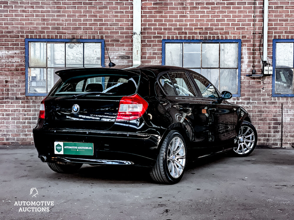 BMW 116i High Executive 116hp 2005 1-Series, 75-RK-JD.