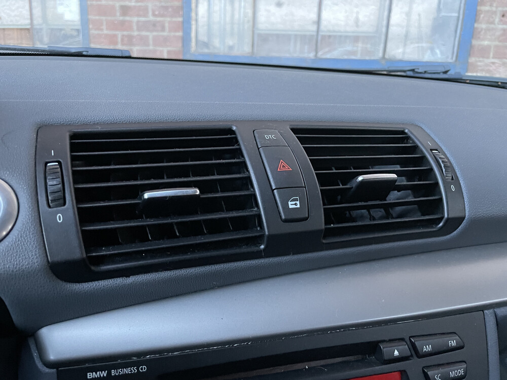 BMW 116i High Executive 116hp 2005 1-Series, 75-RK-JD.