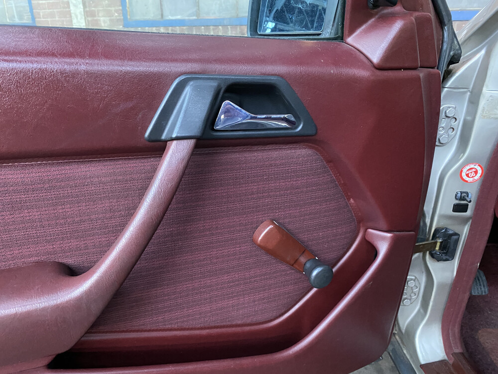 Mercedes-Benz 250D W124 1986 E-Class, RB-25-FD.