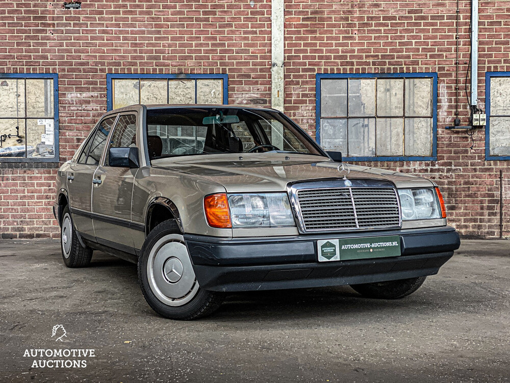 Mercedes-Benz 250D W124 1986 E-Class, RB-25-FD.
