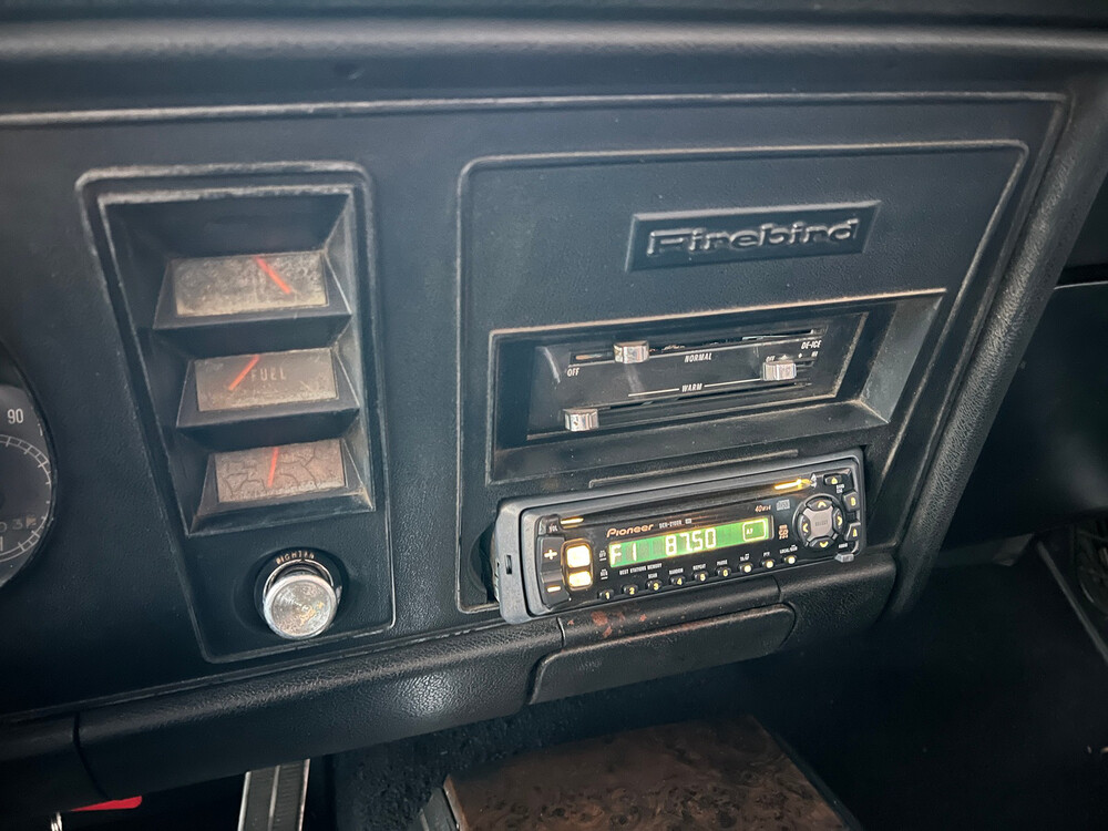 Pontiac Firebird 400 1969, DE-80-70.