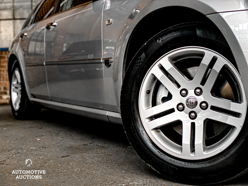 Chrysler 300C Touring 3.5 V6 AWD 249hp 2005, H-434-PX.