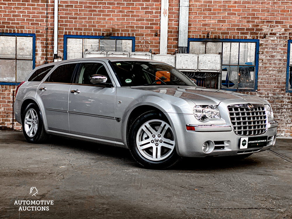 Chrysler 300C Touring 3.5 V6 AWD 249hp 2005, H-434-PX.