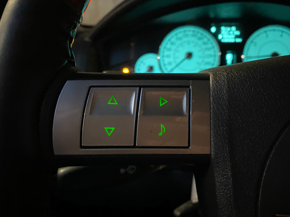 Chrysler 300C Touring 3.5 V6 AWD 249hp 2005, H-434-PX.