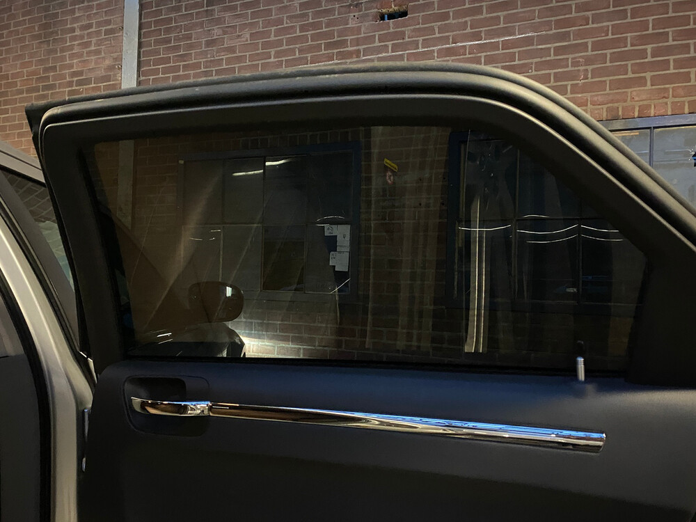 Chrysler 300C Touring 3.5 V6 AWD 249hp 2005, H-434-PX.