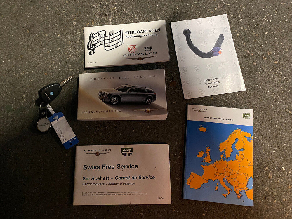 Chrysler 300C Touring 3.5 V6 AWD 249hp 2005, H-434-PX.