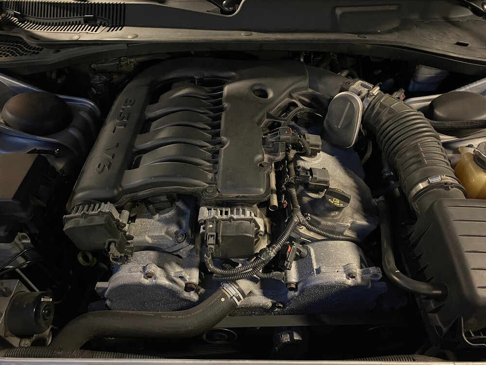 Chrysler 300C Touring 3.5 V6 AWD 249hp 2005, H-434-PX.