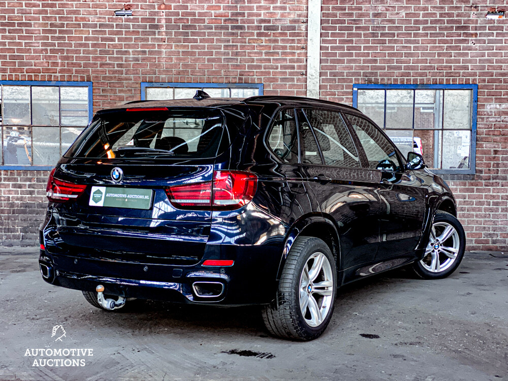 BMW X5 xDrive30d High Executive 258pk 2016, NJ-528-R