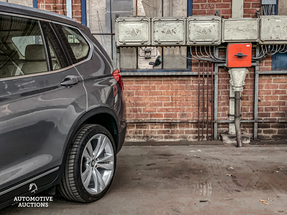 BMW X3 xDrive20i High Executive 184pk 2012 -Org. NL-, 98-XBF-2