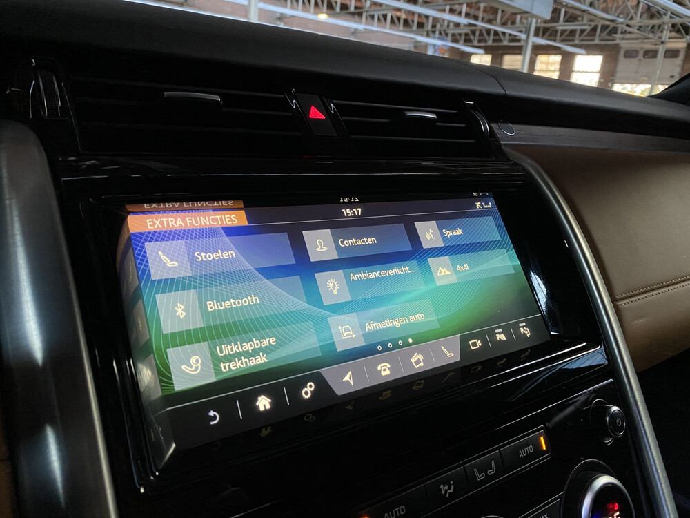 Land Rover Discovery 3.0 SD6 HSE Luxury 7-PERSOONS 306pk 2018, G-901-ZV