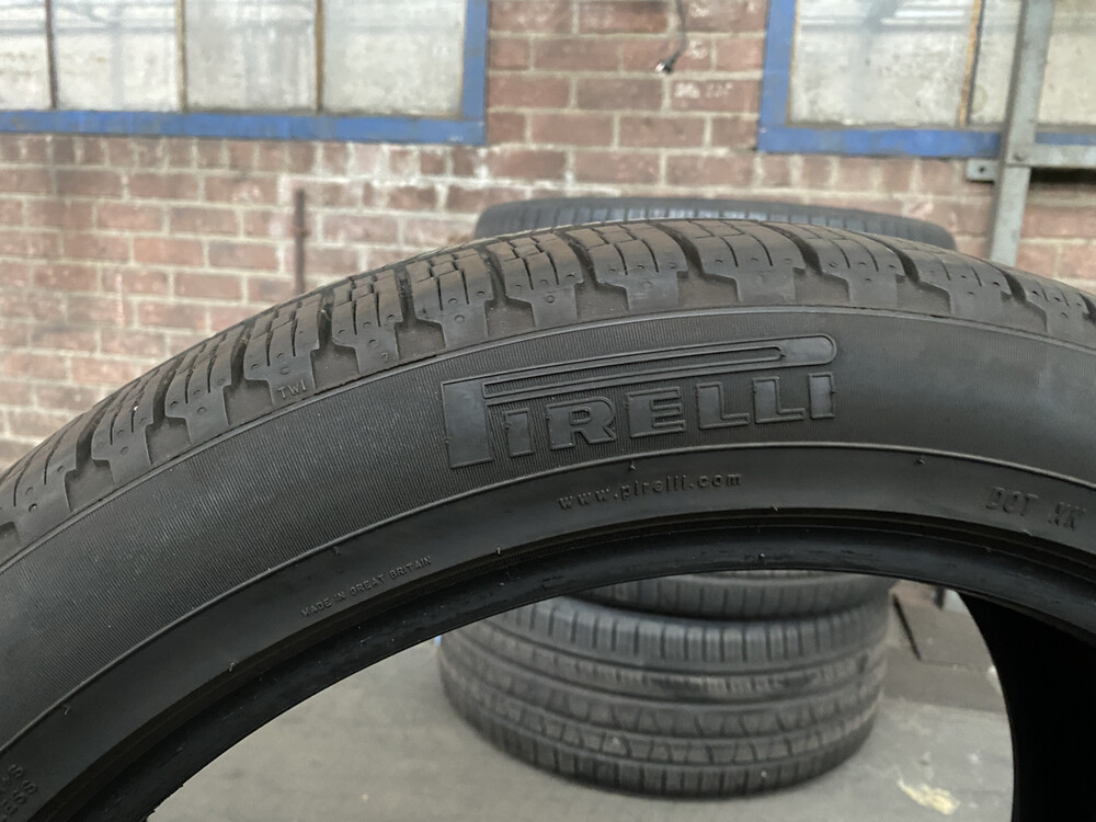 Land Rover Discovery 3.0 SD6 HSE Luxury 7-PERSOONS 306pk 2018, G-901-ZV