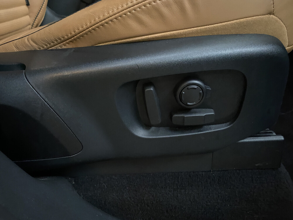 Land Rover Discovery 3.0 SD6 HSE Luxury 7-PERSOONS 306pk 2018, G-901-ZV