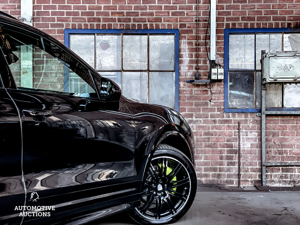 Porsche Cayenne S E-Hybrid 3.0 SportChrono 416pk 2015 -Org. NL-, HN-967-X