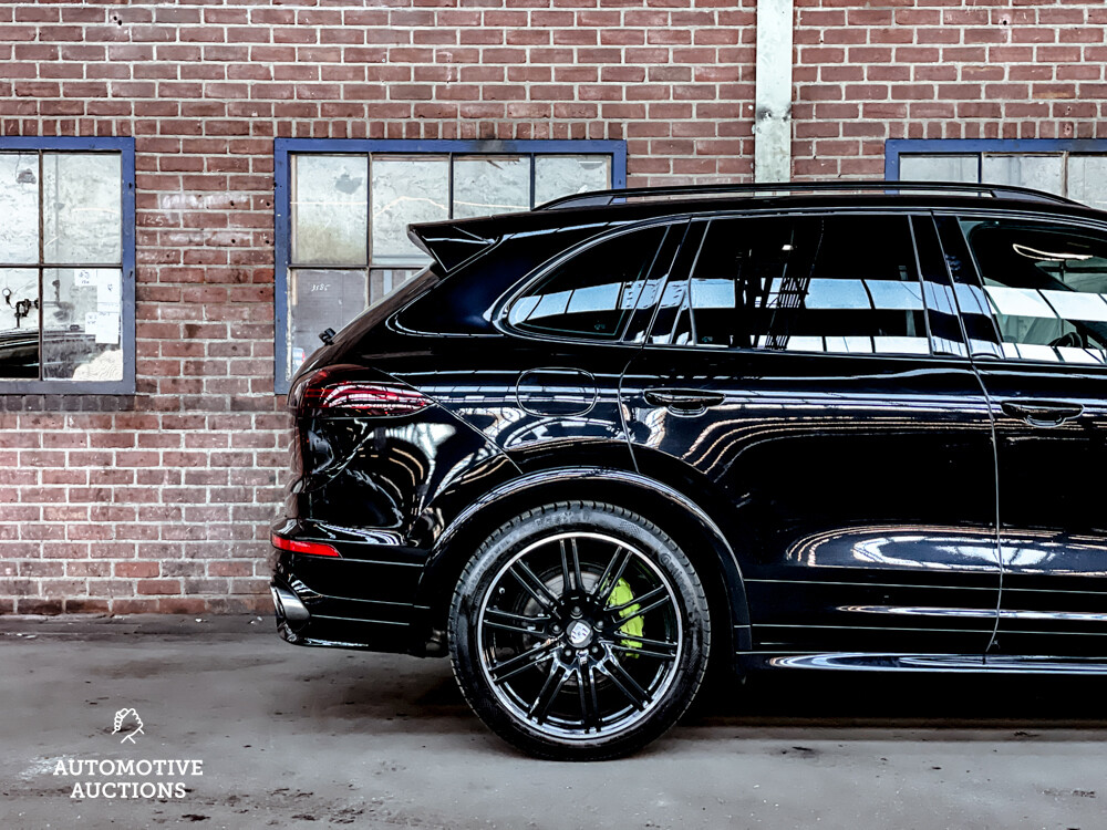 Porsche Cayenne S E-Hybrid 3.0 SportChrono 416pk 2015 -Org. NL-, HN-967-X