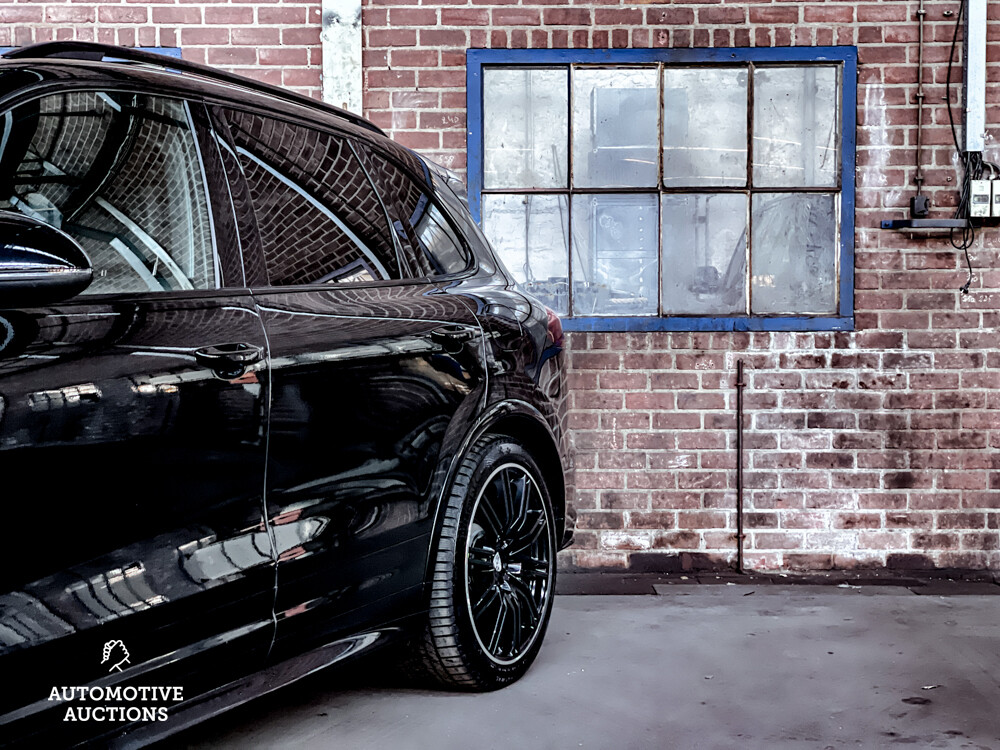 Porsche Cayenne S E-Hybrid 3.0 SportChrono 416pk 2015 -Org. NL-, HN-967-X