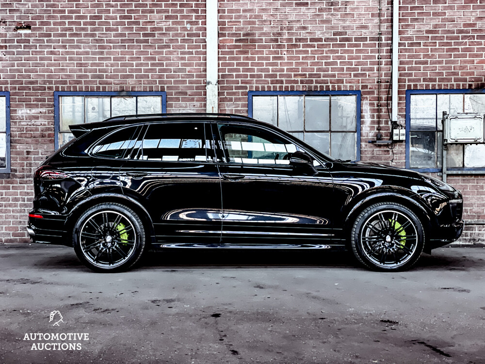 Porsche Cayenne S E-Hybrid 3.0 SportChrono 416pk 2015 -Org. NL-, HN-967-X