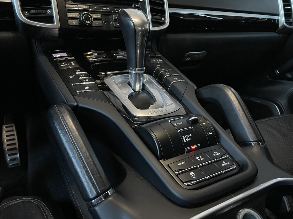 Porsche Cayenne S E-Hybrid 3.0 SportChrono 416pk 2015 -Org. NL-, HN-967-X