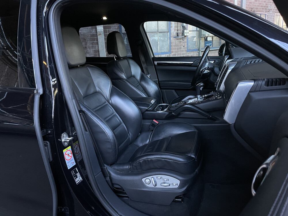 Porsche Cayenne S E-Hybrid 3.0 SportChrono 416pk 2015 -Org. NL-, HN-967-X