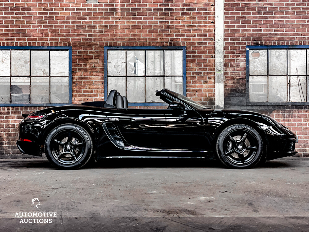 Porsche 718 Boxster 2.0  NIEUW-Model 299pk 2016, J-274-LJ