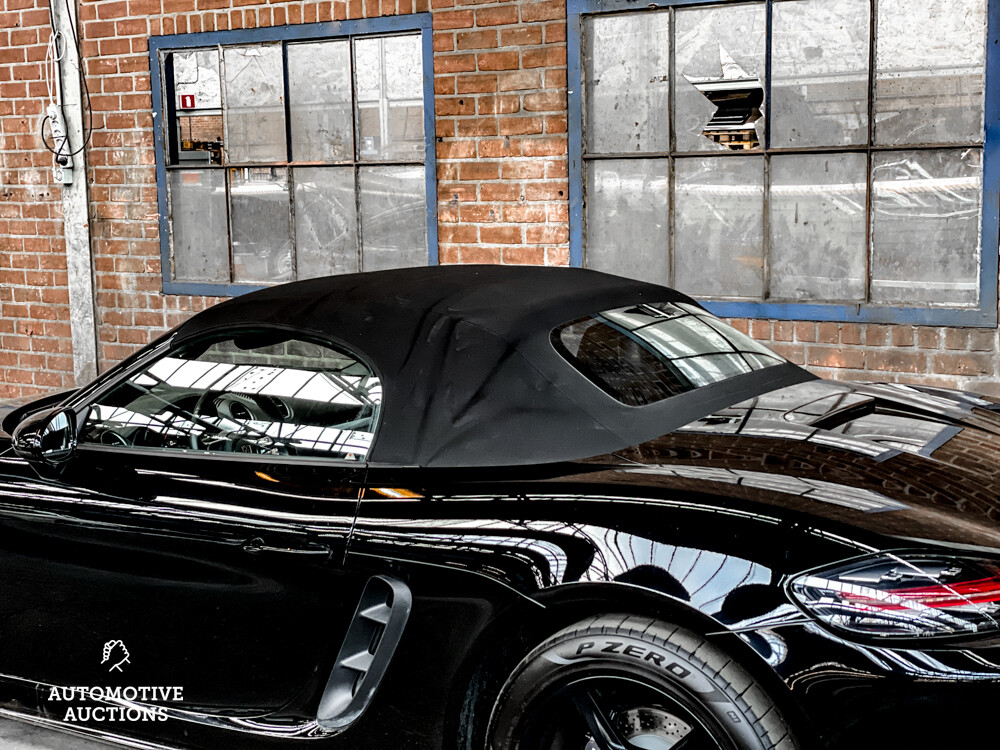 Porsche 718 Boxster 2.0  NIEUW-Model 299pk 2016, J-274-LJ