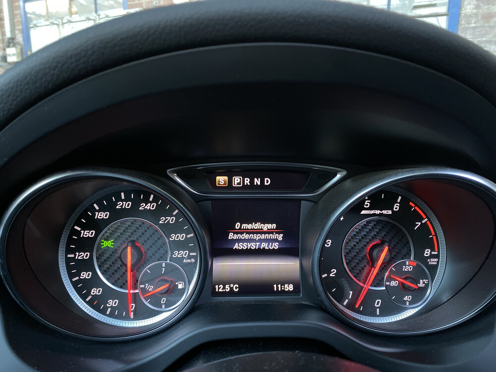 Mercedes-Benz CLA45 AMG 4Matic CLA-klasse 381pk 2017, J-498-PP