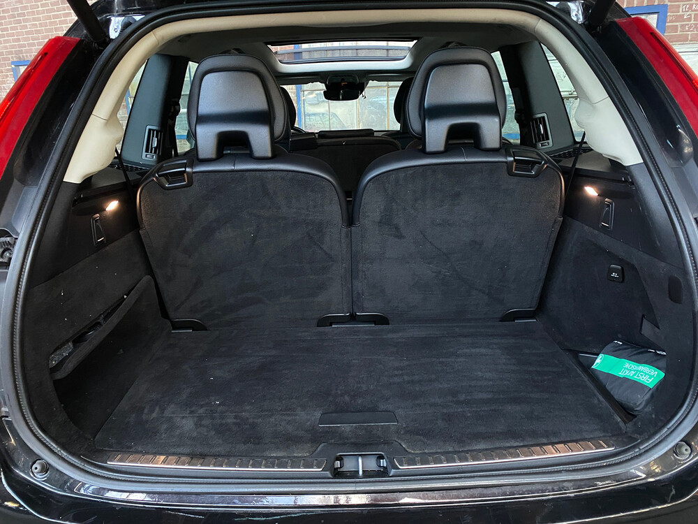 Volvo XC90 2.0 T8 Twin Engine AWD Momentum 320pk 2016 -Org. NL-, JK-06-N